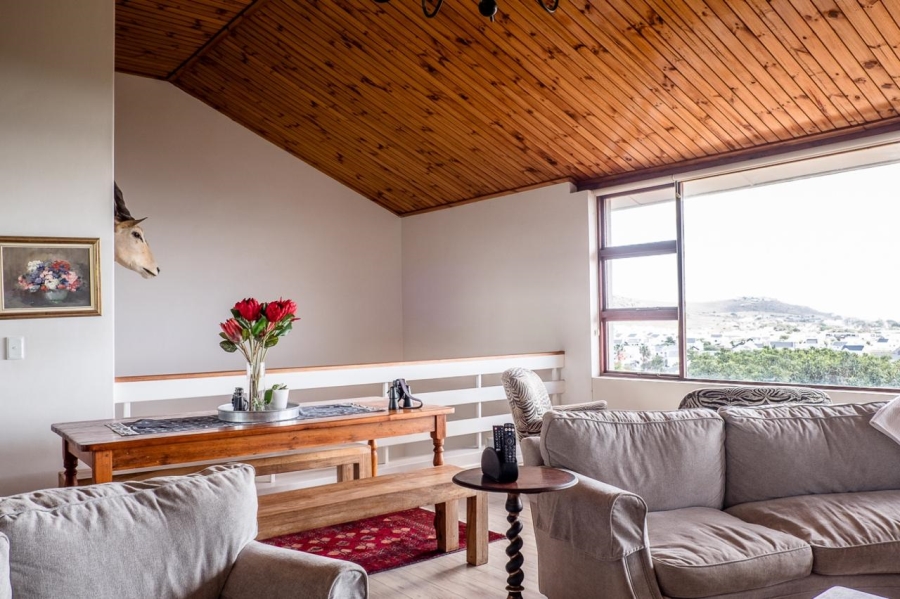 4 Bedroom Property for Sale in Britannica Heights Western Cape